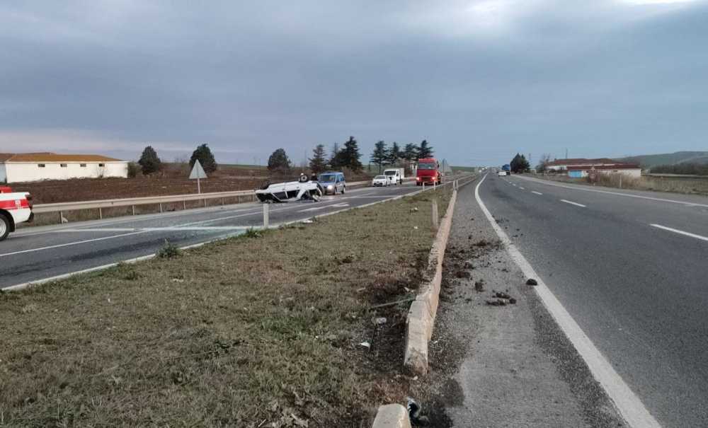 Hurdaya Dönen Araçtan Şoför Sağ Çıktı