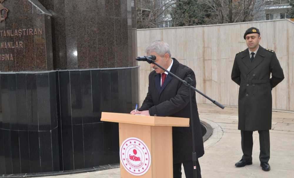 Çanakkale Zaferi İçin Tören Düzenlendi