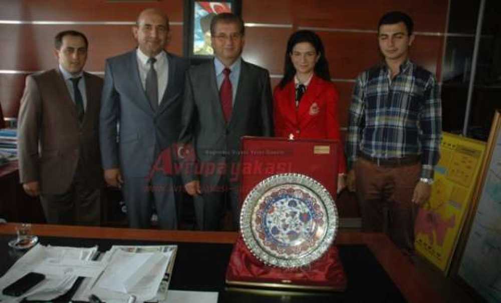 Yerciler`den Çorlu Kaymakamı Hulusi Doğan`a Yıldönümü Ziyareti