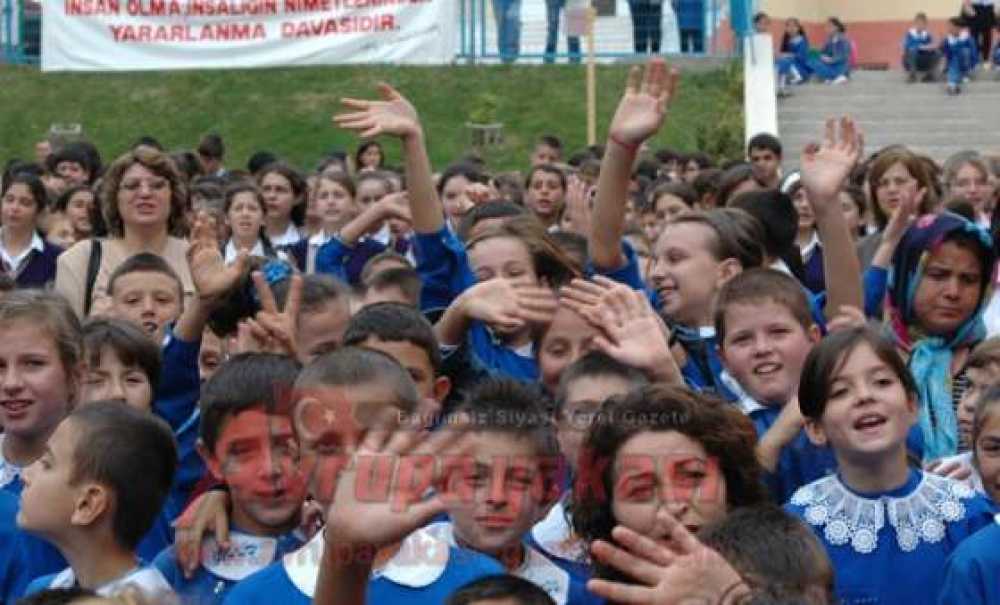 Okullar Bugün Açılıyor