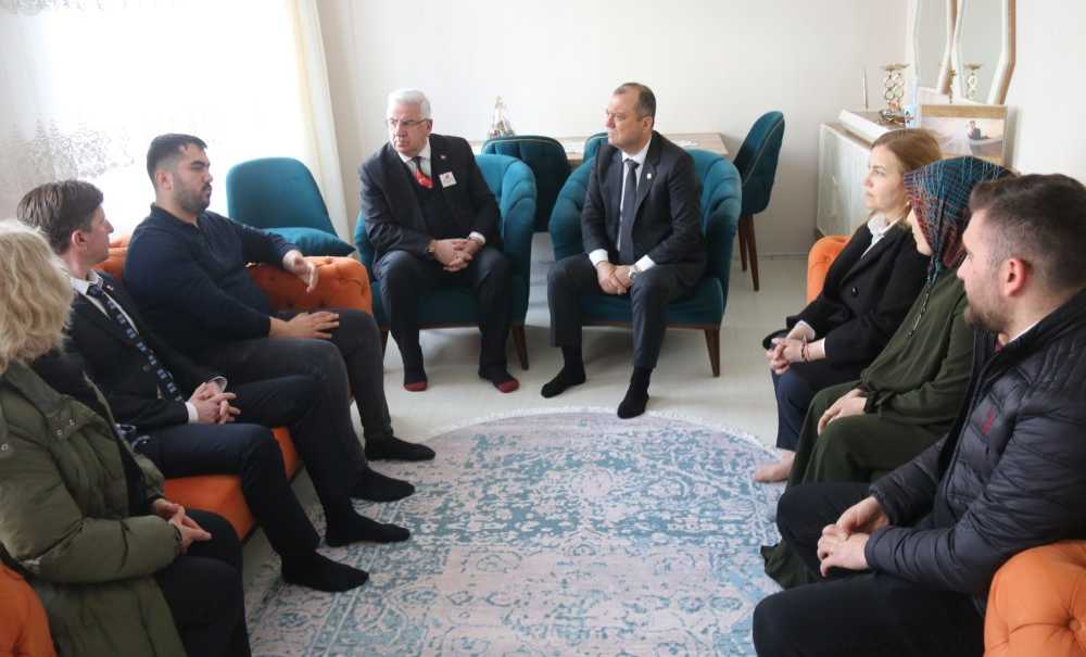 “Afetzede Ailelerimizi Yalnız Bırakmıyoruz”