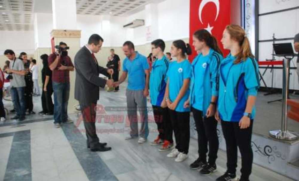 Çorlu Belediyesinden Altın Yağmuru