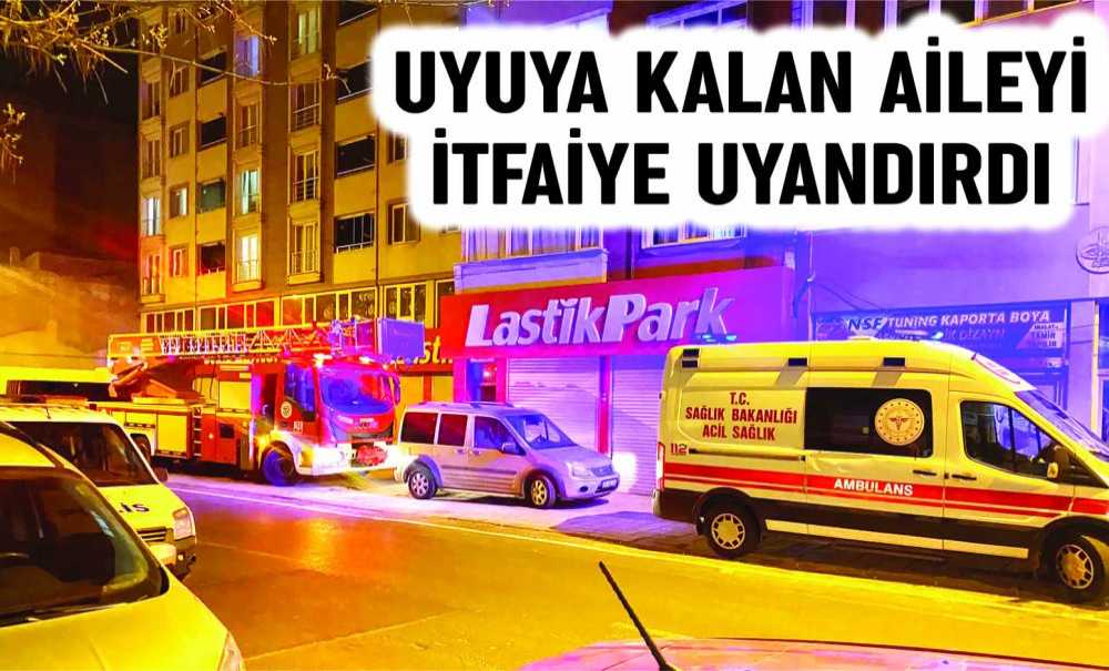 Uyuya Kalan Aileyi İtfaiye Uyandırdı