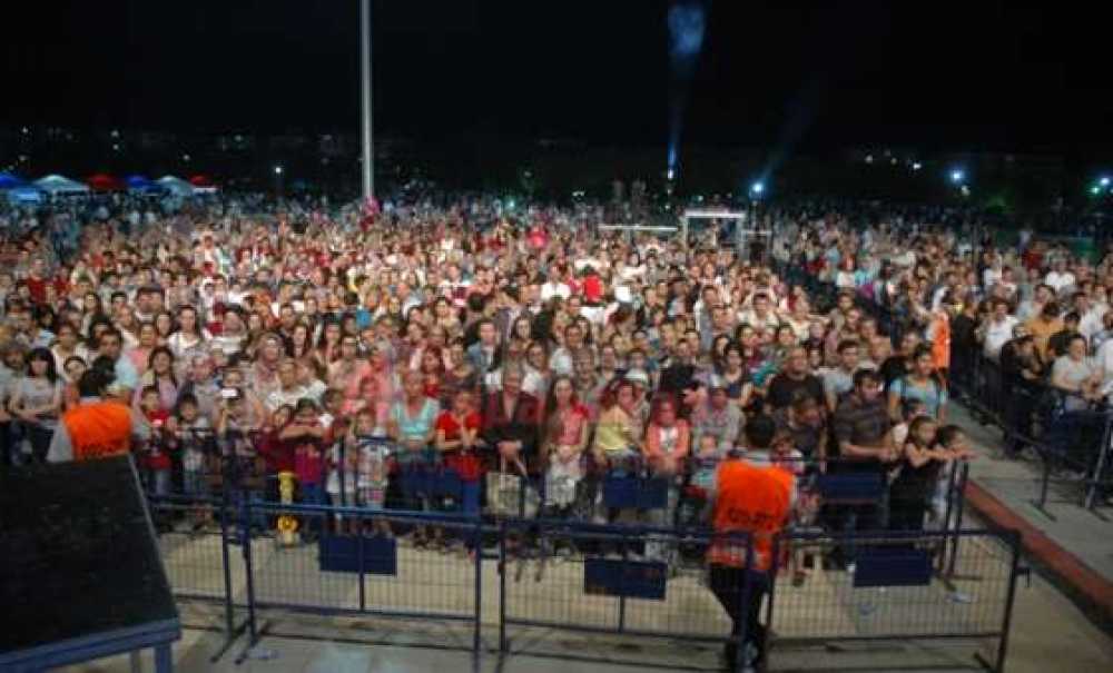 Suzan Kardeş Çorlu`da Balkan Rüzgarı Estirdi