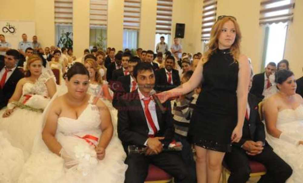 Çorlu Belediyesinden 35 Çifte Toplu Nikah