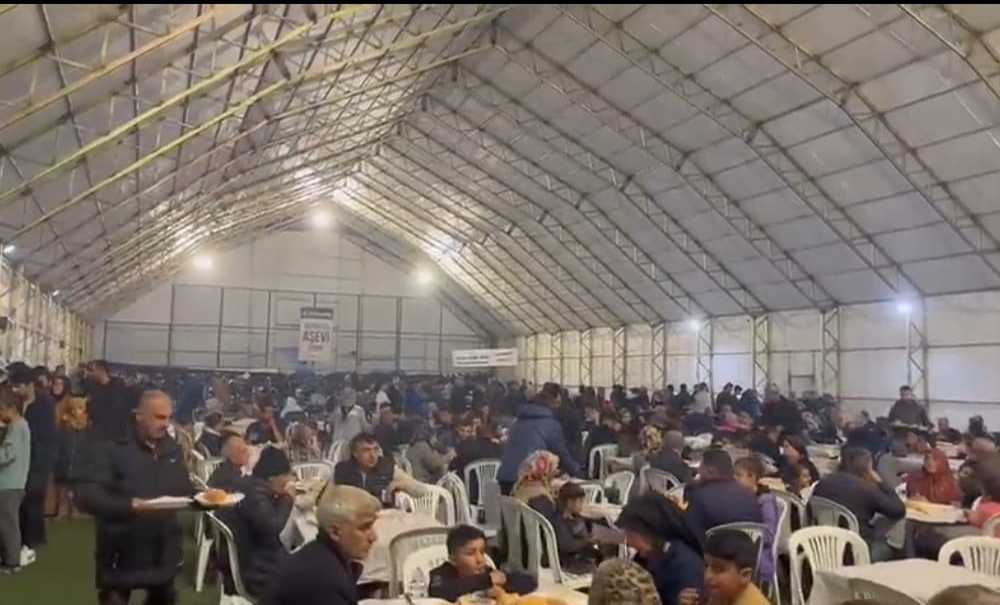 Tekirdağ Cansuyu, Deprem Bölgesinde İftar Düzenledi