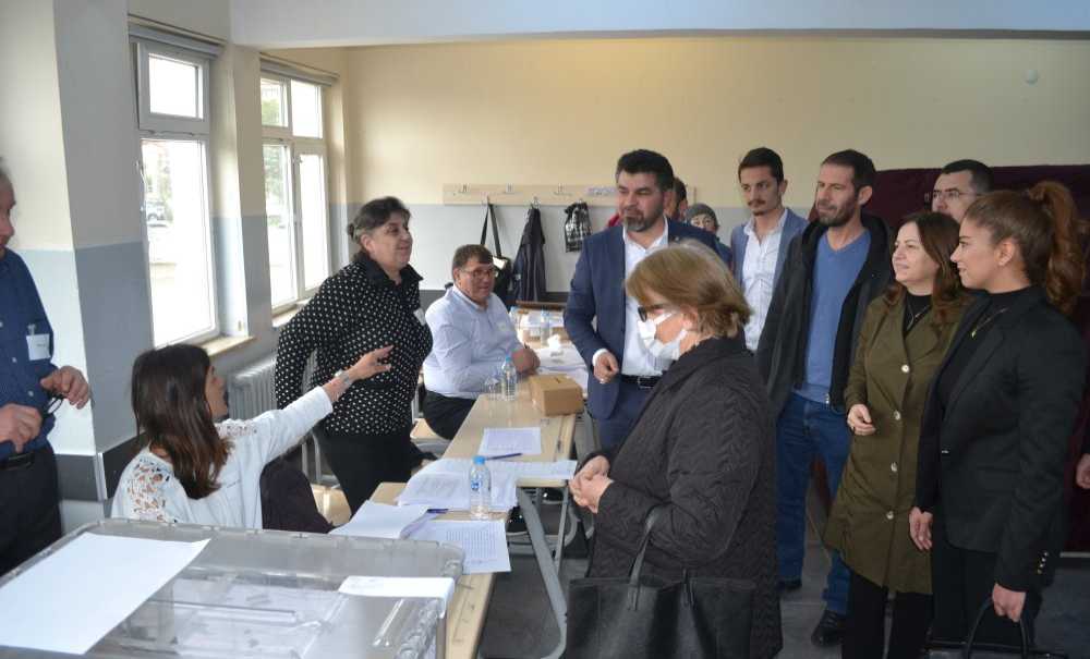 Soydaşlarımız Birkez Daha Sandık Başına Gitti