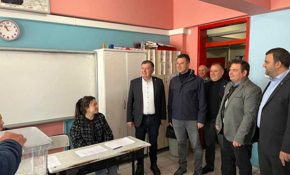 Soydaşlarımız Birkez Daha Sandık Başına Gitti