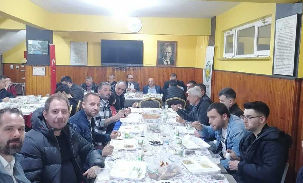 Karadağ Mahallesi Gençleri İftarda Buluştu