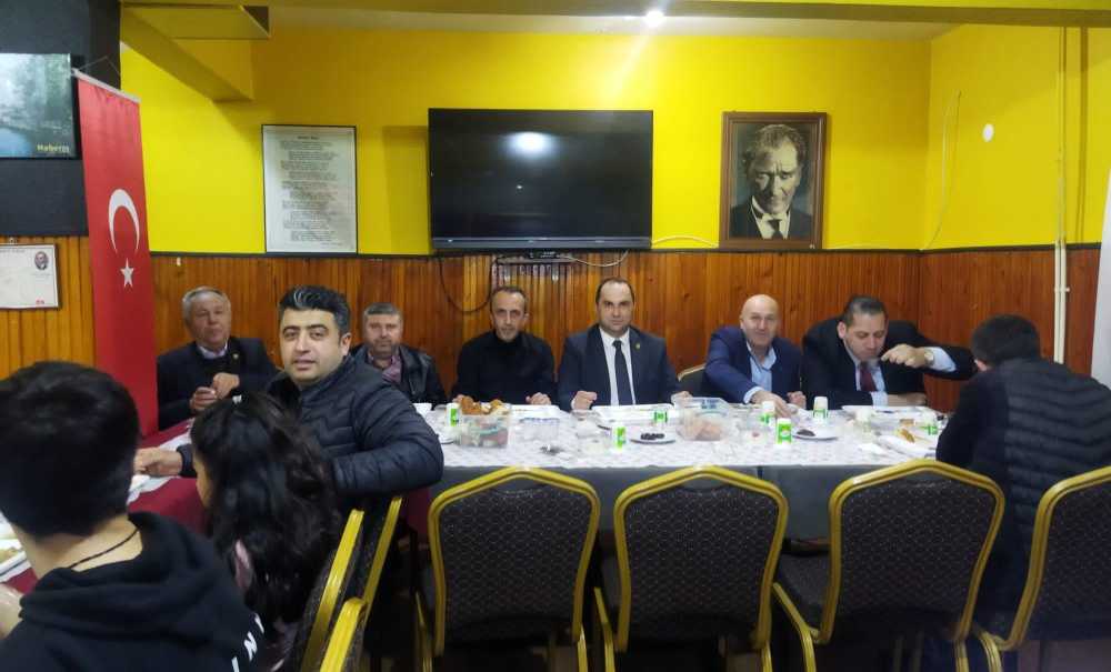 Karadağ Mahallesi Gençleri İftarda Buluştu