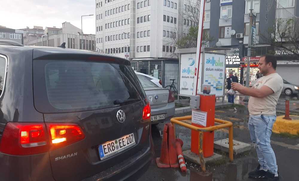 Araçlar Dönüş Yapamıyor!