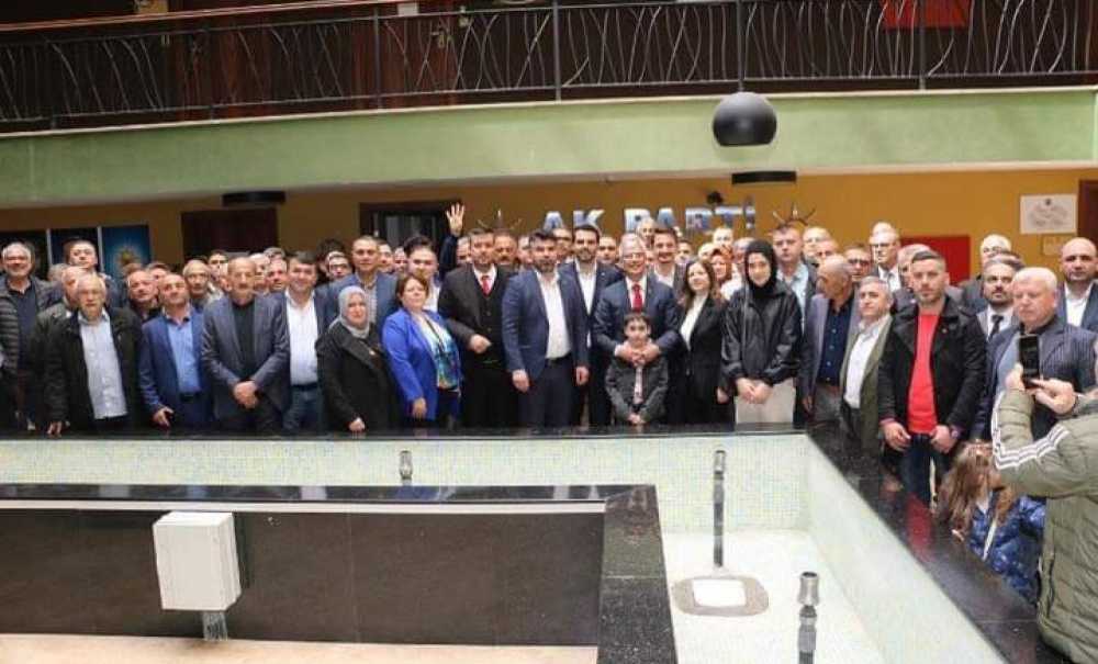 Ak Parti İlçe Başkanlığında Bayramlaşma Töreni Yapıldı