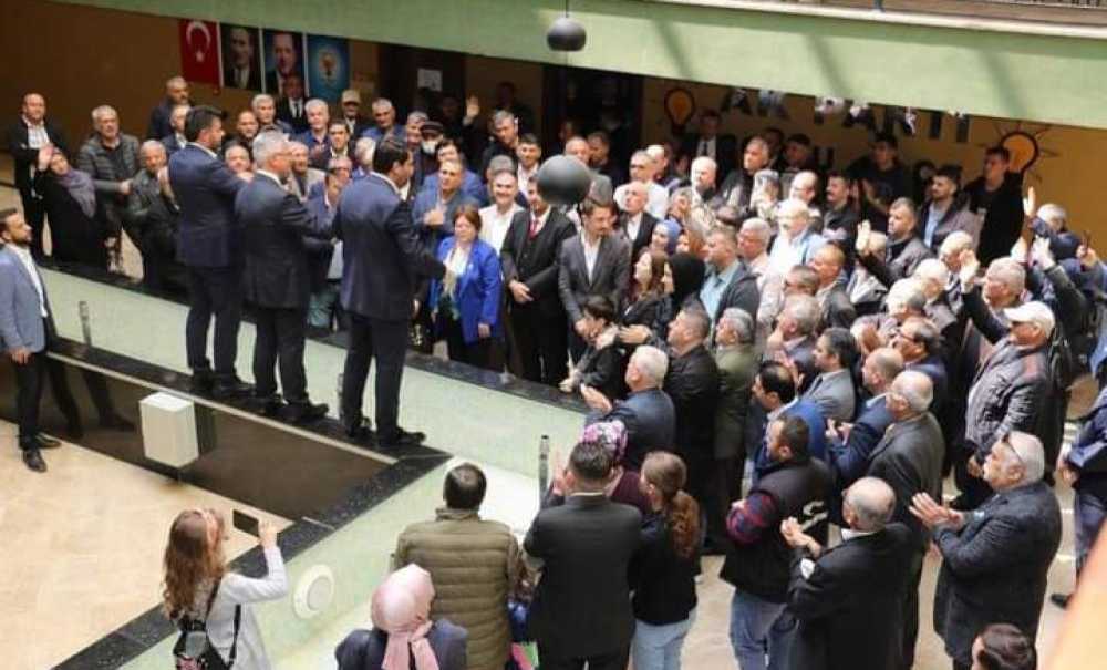 Ak Parti İlçe Başkanlığında Bayramlaşma Töreni Yapıldı