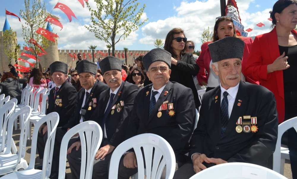 Çorlu Belediyesi Ters Evin Açılışını Yaptı