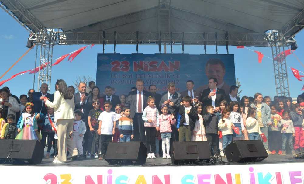 Çorlu Belediyesi Ters Evin Açılışını Yaptı