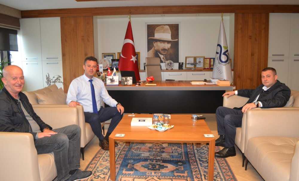 Murat Turna Başkan Sarıkurt'u Ziyaret Etti