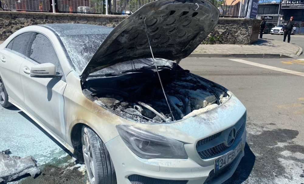 Yanan Araca İtfaiye Ekipleri Müdahale Etti