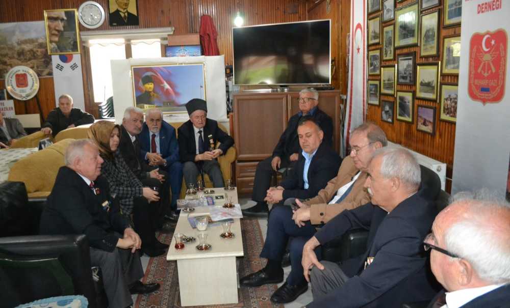 Faik Öztrak Çorlu'da Dernekleri Ziyaret Etti