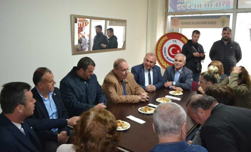 Faik Öztrak Çorlu'da Dernekleri Ziyaret Etti