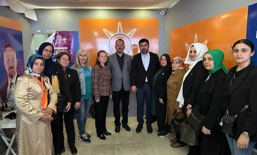 “Kaçli Masa Olduklari Belli̇ Deği̇l”