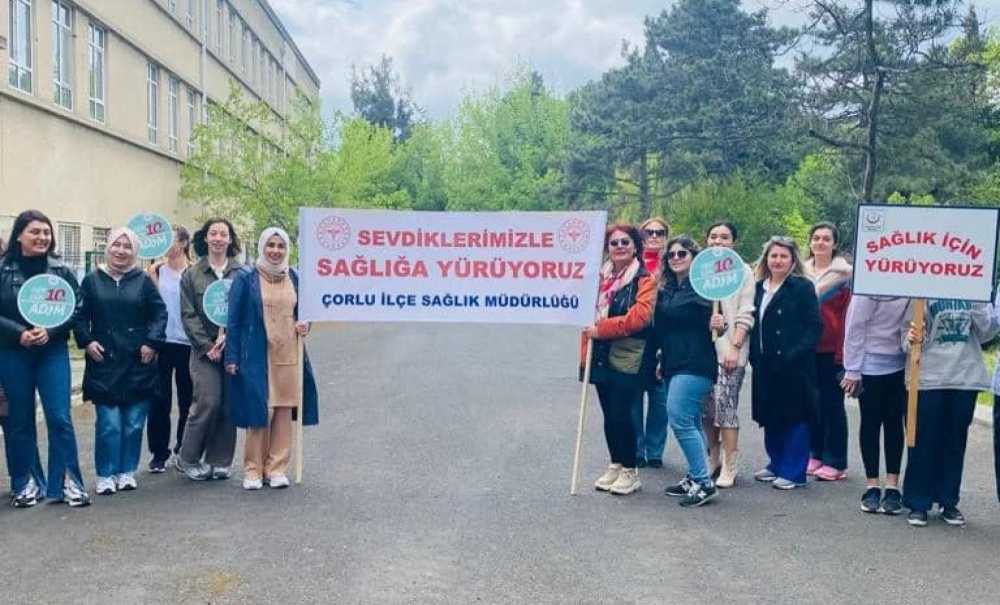 Sağlıklı Yaşama Dikkat Çekmek İçin Yürüyüş Yaptılar