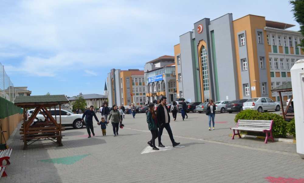 Erdoğan Seçimi Önde Tamamladı