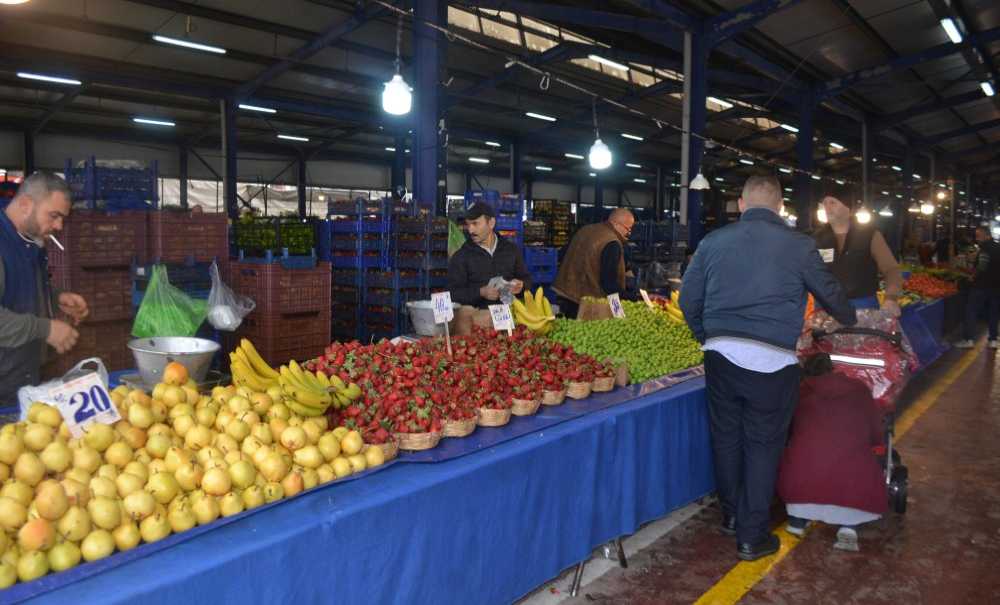 Soğan 10 Liranın Altına Düştü