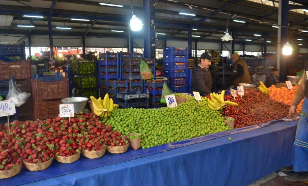 Soğan 10 Liranın Altına Düştü