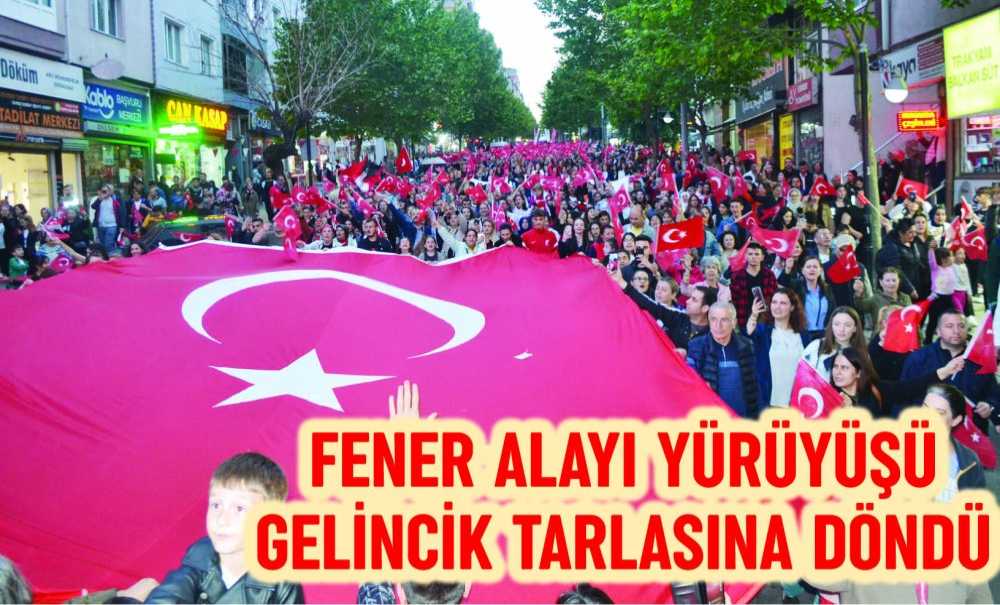 Fener Alayı Yürüyüşü Gelincik Tarlasına Döndü