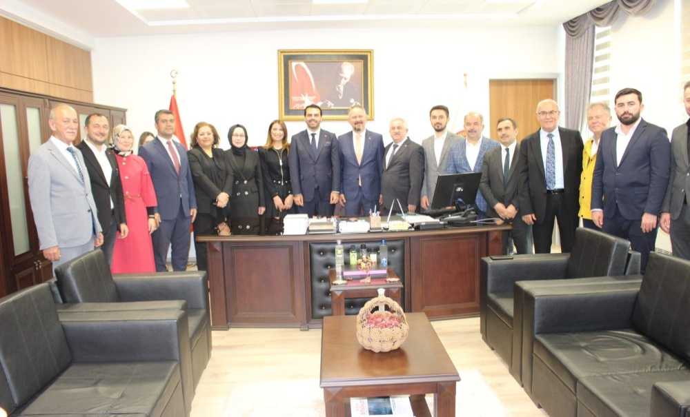 Ak Partili Vekiller Mazbatalarını Aldı