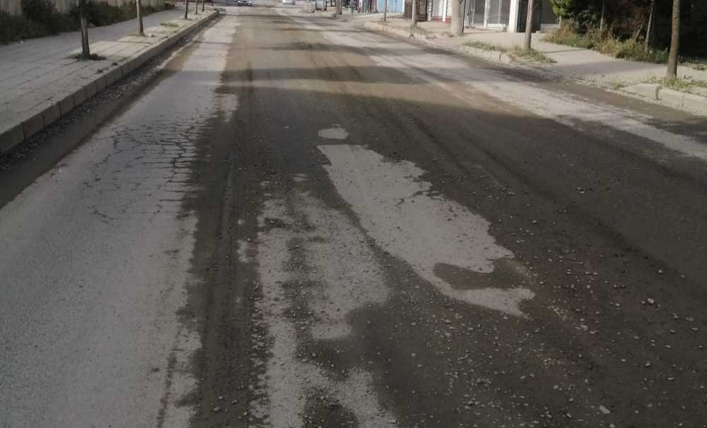 Okul Önü Tozdan Geçilmiyor