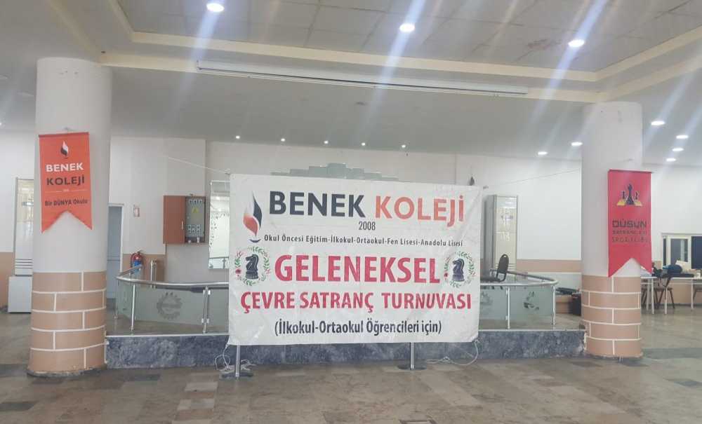 Satranç Turnuvasında Çocuklar Beyin Fırtınası Yaptı