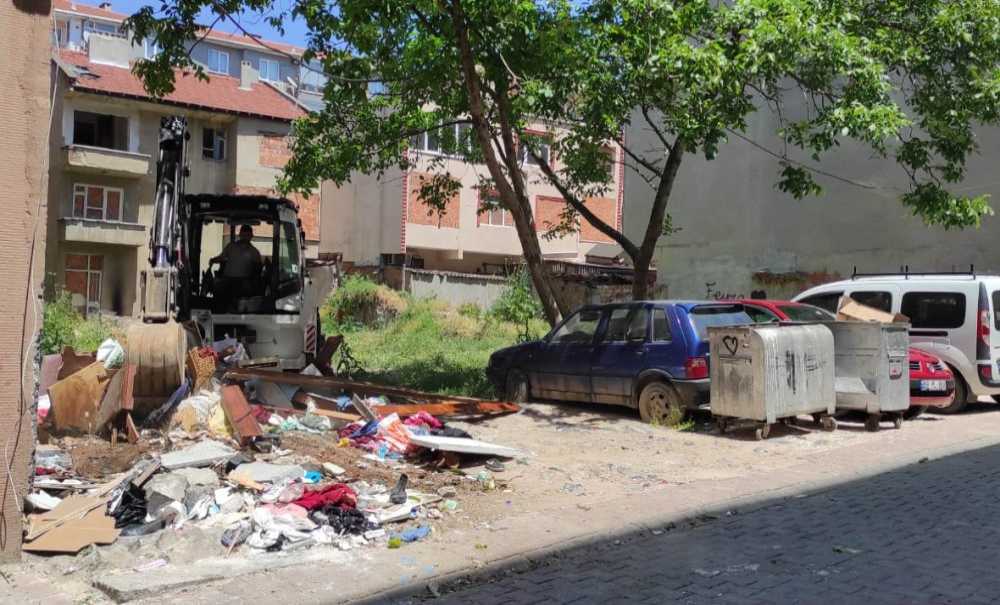 Gazetemizin Gündeme Getirdiği Yer Tertemiz Oldu