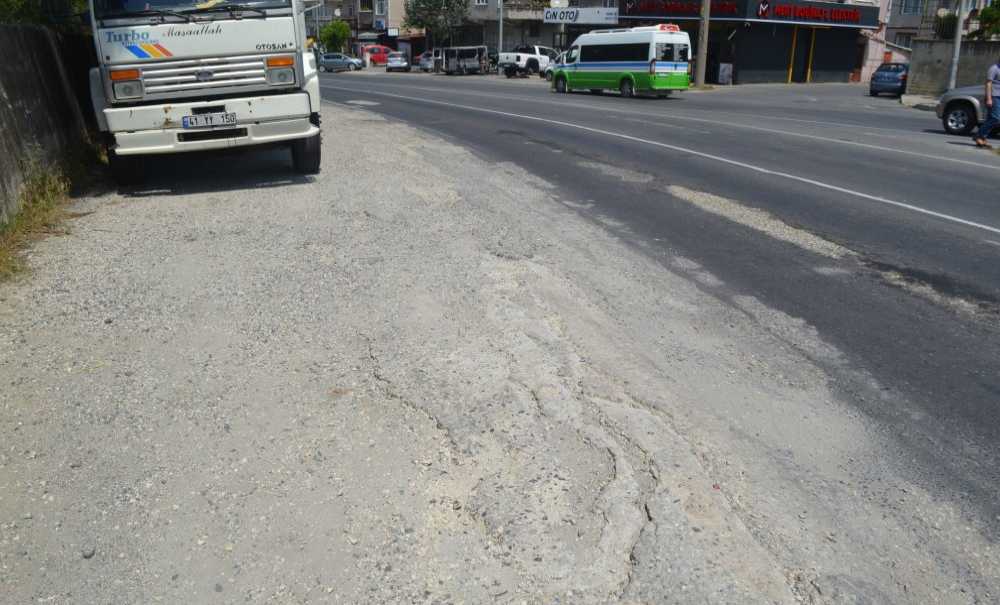 Çırak Bayırındaki Bu Yola Vatandaş Tepkili