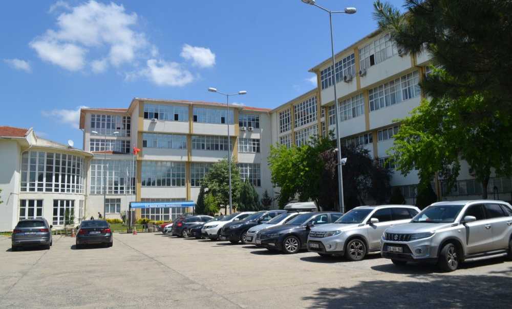 “Yıkılırsa Yeni Ve Modern Bir Fakülte Yapacağız”