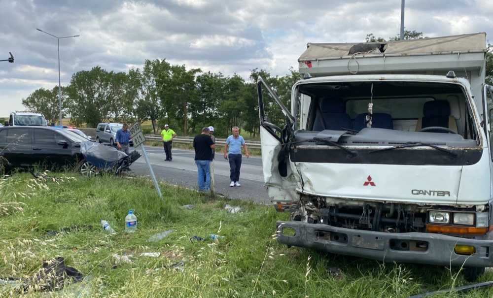 Gölbaşı Işıklarda Kaza: 4 Yaralı