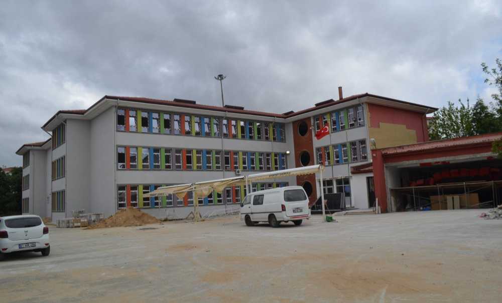 Okul Farklı Tabela Farklı