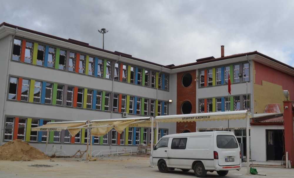 Okul Farklı Tabela Farklı