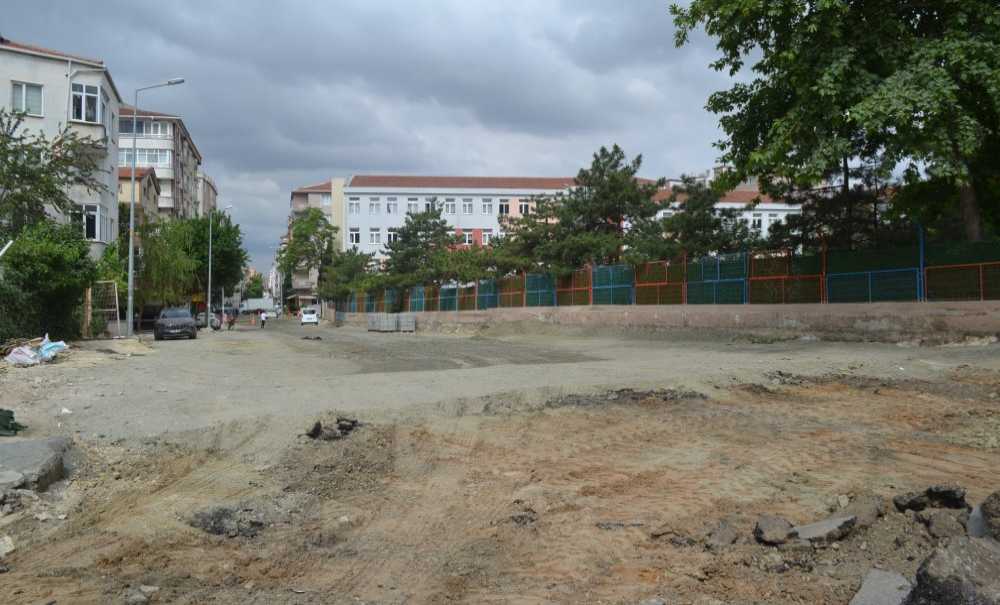 Muhittin Mahallesi'ndeki Çalışmalar Sürüyor