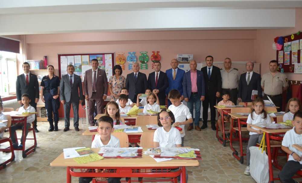 56 Bin Öğrenci Karne Heyecanı Yaşadı