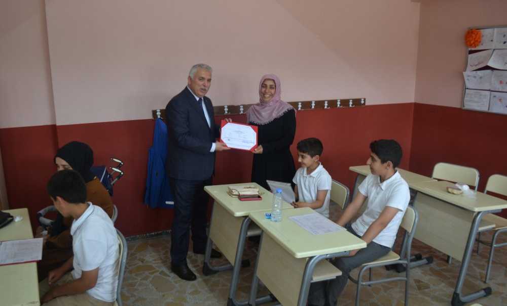 56 Bin Öğrenci Karne Heyecanı Yaşadı