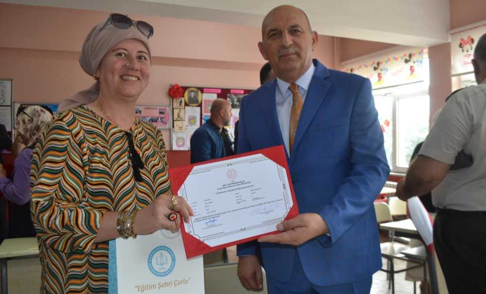 56 Bin Öğrenci Karne Heyecanı Yaşadı