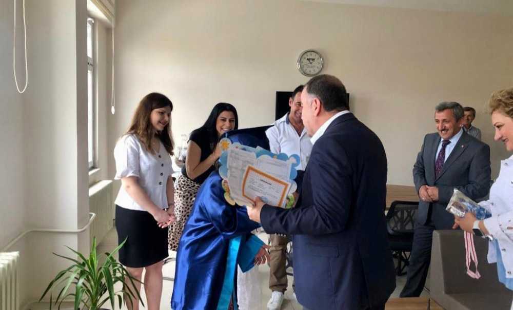 56 Bin Öğrenci Karne Heyecanı Yaşadı