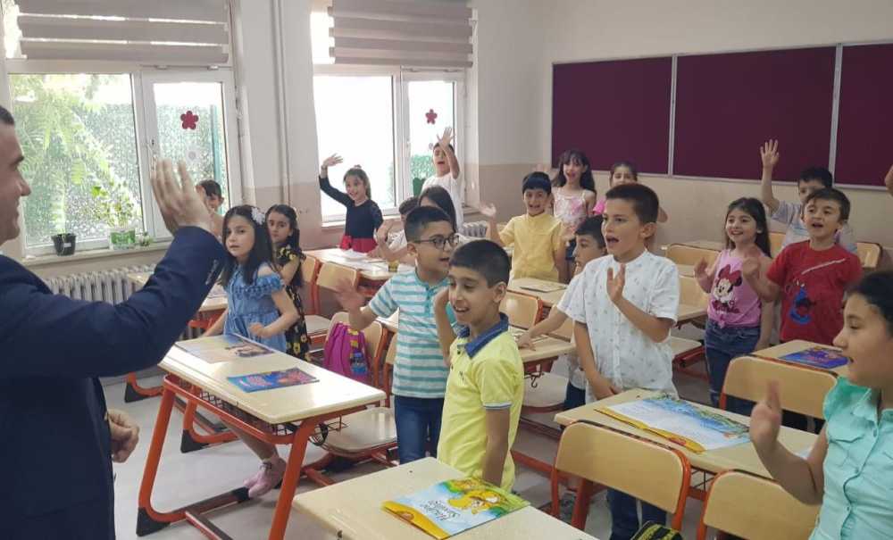 56 Bin Öğrenci Karne Heyecanı Yaşadı