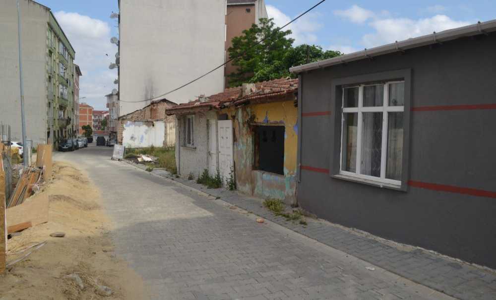 Yıkılınca, Mahalleli Rahat Bir Nefes Aldı