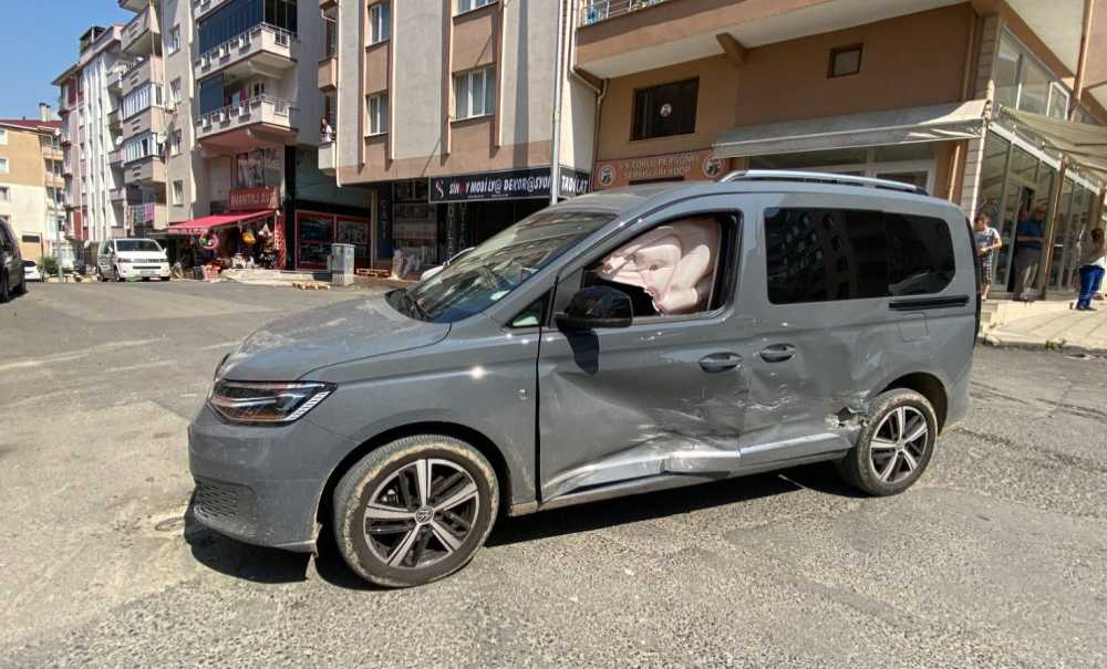 Bağlariçi'nde Trafik Kazası: 2 Yaralı