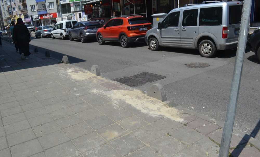 Kırılan Taşlar Yenilendi