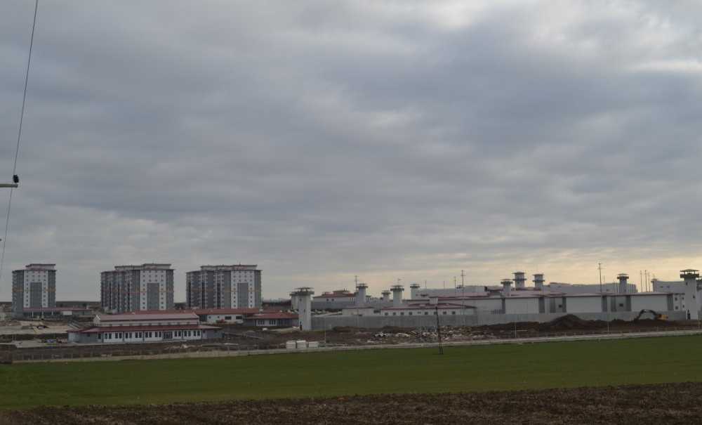 Cezaevine Mahkûmlar Gelmeye Devam Ediyor