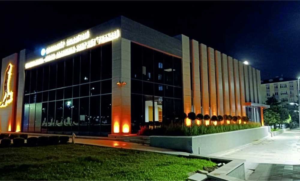 Kütüphane İlgi Çekiyor