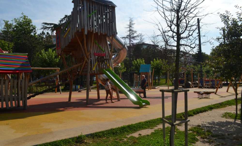 Millet Bahçesi Devir Aşamasında